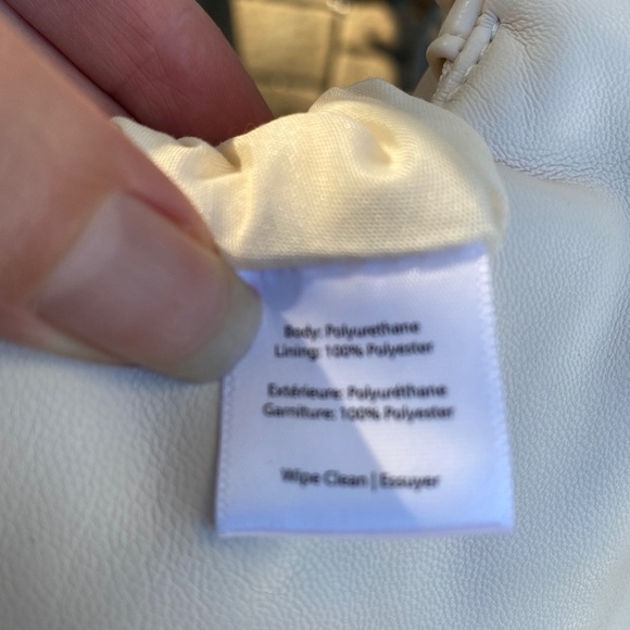 Nwt Melie Bianco Chic White Hobo Bag for Everyday Elegance - Picture 5 of 5